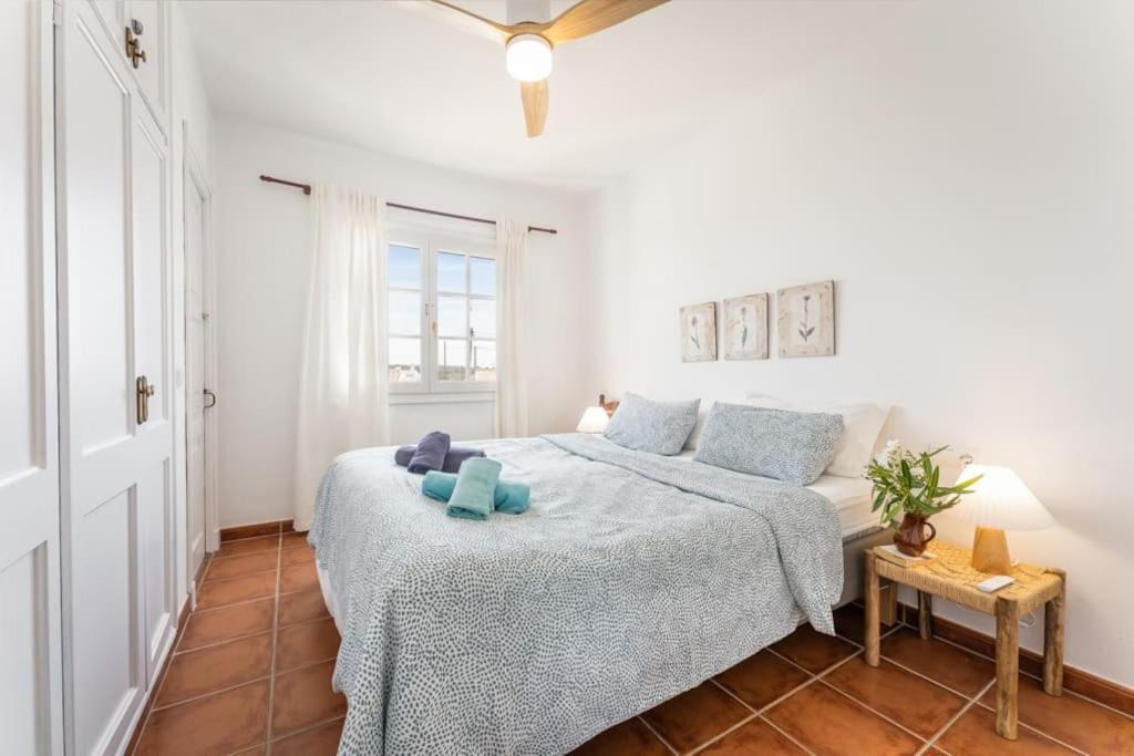 Apartment Casita Al Lado De La Playa Con Piscina Y Jardines En Menorca *