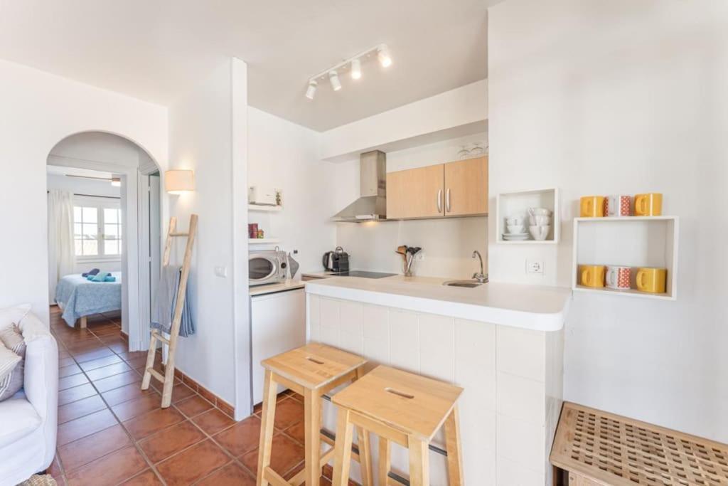 Casita Al Lado De La Playa Con Piscina Y Jardines En Menorca * Cala En Porter (Menorca)