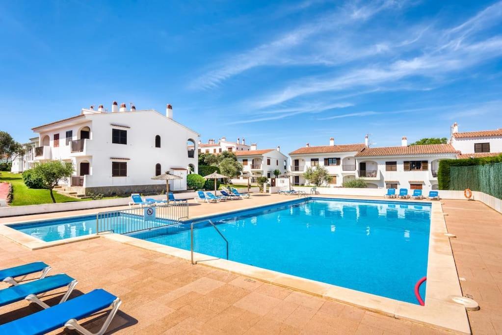Casita Al Lado De La Playa Con Piscina Y Jardines En Menorca Apartment