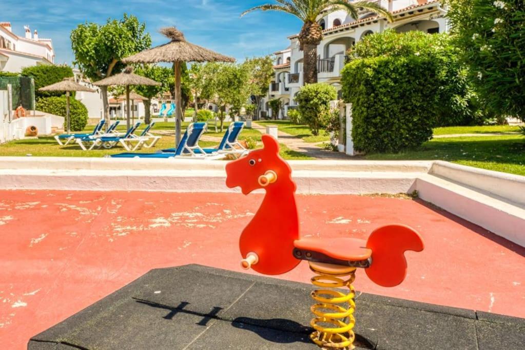 Casita Al Lado De La Playa Con Piscina Y Jardines En Menorca
